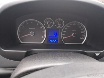 Hyundai i30 1.6 benzín 93KW-6KVALT,1MAJITEL, PO SERVISU, - 14