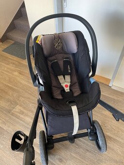 Kočárek Invictus 3v1 + Cybex Aton 5 s izofix základnou - 14