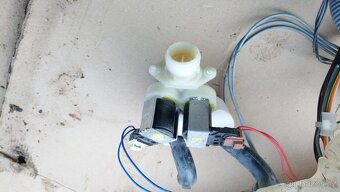 díly z pračky Zanussi ZWP 580 - 14