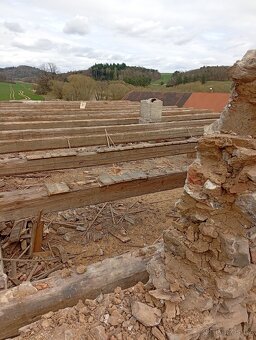 Staré trámy  a rozebrání starých domů a stodol - 14