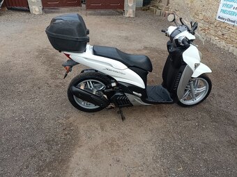 Yamaha xenter 125i Cz doklady v ceně - 14