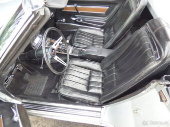 Chevrolet Corvette C3 - 14