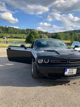 Prodám Dodge Challenger 3.6 SXT - 14