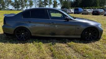 BMW e90 320i - 14