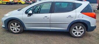 Peugeot 207 SW 1.6 HDI - 14