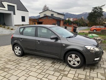 Prodám Kia ceed 1,4 benzín 77 kW - 14