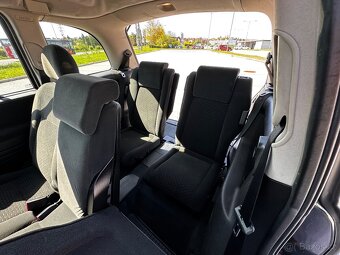 Opel Zafira 1.8 / 7 míst - 14