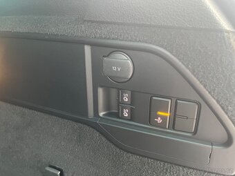 Touareg V6 3.0TDI 176kw 220tis km - 14