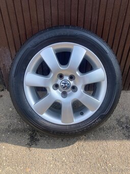 Alu 5x100 r16,Vw,Škoda,letni 205/55 r16 - 14
