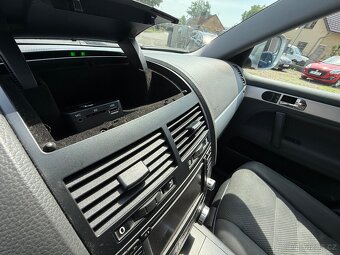 VW Touareg 2.5tdi 128kw facelift /MANUAL/PRUŽINY/3.5T TAŽNÝ/ - 14