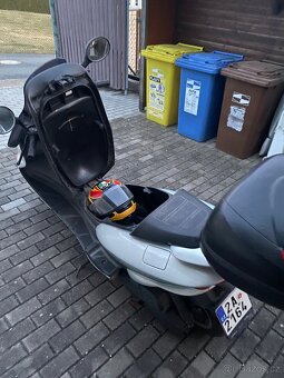 Yamaha 150D Majesty - 14