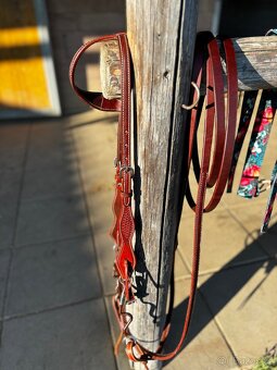 Westernové sedlo 15” komplet + uzdečka s otěžemi - 14