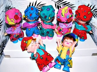 Retro sběratelské malé panenky šklebíci parta 7 rošťáků - 14