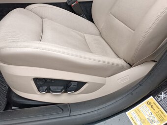 BMW 740xd 225kW 2011 najeto 200tkm ACC,komforní sedačky,N.V. - 14