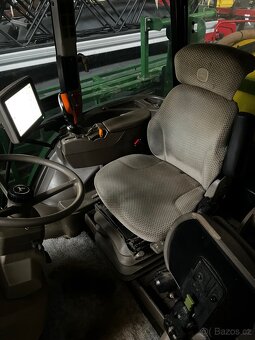 Samojizdny postřikovač John deere R4040i - 14