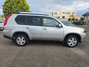 Nissan X-Trail 2,5i LE 4X4 Aut. benzín 124kw - 14