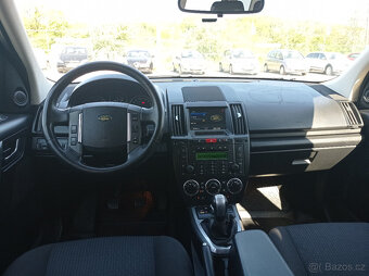 Land Rover Freelander 2.2 TD4 4x4/Manuál/1Maj - 14