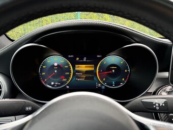 Mercedes GLC 300d coupe AMG 4M Carbon ČR - 14