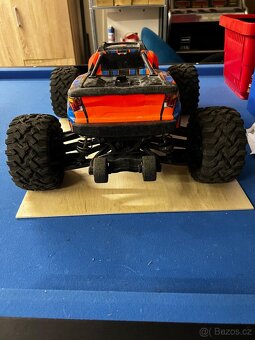 Traxxas Maxx - 14