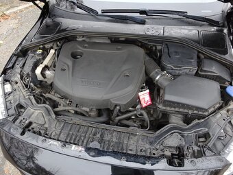 Volvo V60 2.0 D3 r.v.2016 (110 kw) servisní knížka - 14