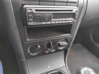 ŠKODA OCTAVIA 1.6i TOUR, ČR, KLIMA, TAŽNÉ - 14