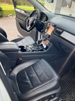 VW Touareg 3.0 R-Line, 4x4, kůže, TOP výbava - 14