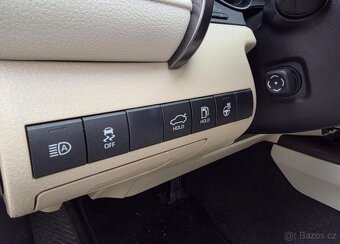 Toyota Camry 2.5-HYBRID-1.MAJITEL-DPH - 14