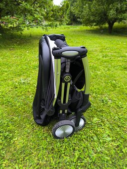 BabyStyle hyBrid Ezyfold - Chrome + stříška Jet Black - 14