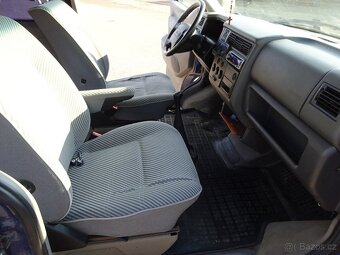 VW Multivan 2.5 TDI r.v.1997 (75 kw) závěs - 14