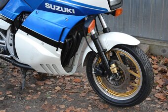 Suzuki GSX 750EF ( GR72A ) - 14