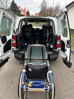 Berlingo pro převoz invalidního vozíku - 14