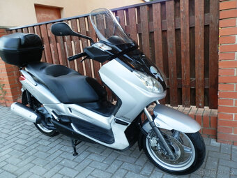 Yamaha X-Max 125 - 14
