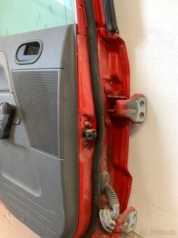 Ford Fusion, LZ dveře - 14