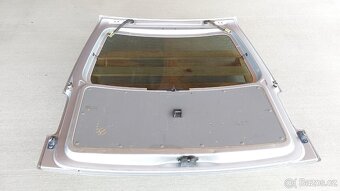 VW Caddy – Dveře kufru , Vzpěry - 14