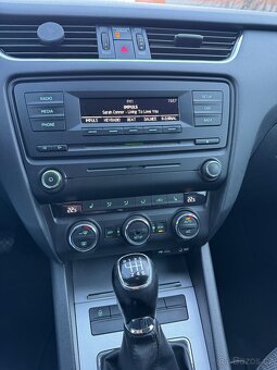 Škoda Octavia 2.0 TDi ČR digi klima - 14