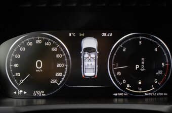 Volvo XC90 2.0 B5 Drive-E AWD A/T (2019) - 14