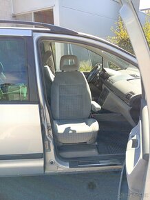 VW Sharan 1.8T 110kW FAMILY, manuál, 2002 - 14