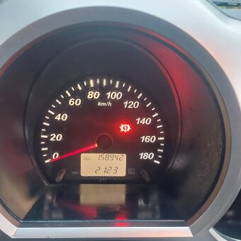 Daihatsu Terios 1.5 4WD, r. 2006 – spolehlivé SUV - 14