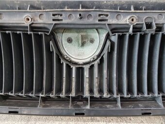 Přední maska Fabia I facelift, tm. šedá met. 9153 - 14