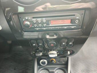 DACIA DUSTER 1.6i 4x4 77kW-125TIS.KM-SERVIS-PRESTIGE - 14