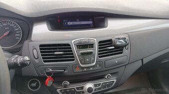 Renault Laguna lll 2.0dci kombi - 14