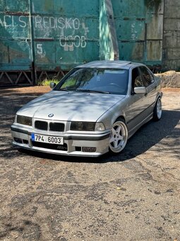 Bmw e36 325i - 14