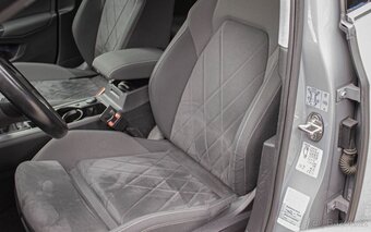 Volkswagen Golf 1.5 TSI ACT Style - 14