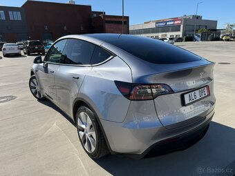 Tesla Model Y RWD Basis 2024 (EU) 37700 € - 14
