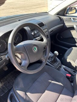 Škoda Octavia 1.6 Mpi 75kw LPG odpočet DPH - 14