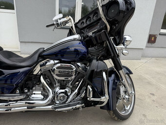 Harley-Davidson FLHXSE CVO Screamin Eagle - 14
