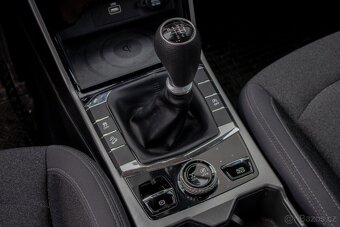 SsangYong Korando 1.5Turbo e-XGI 4X4 Premium - 14