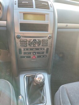 Peugeot 407 SW - 2.0 HDI 100 KW - veterán s duší i historií - 14