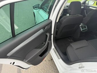Škoda Superb 3 kombi r.v. 2022 dsg 2.0TDi 110kw panorama - 14