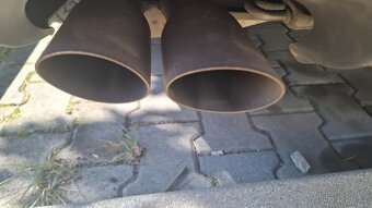 VW Passat Variant 2.0 TDi 125 kW, common rail ČR, garáž - 14